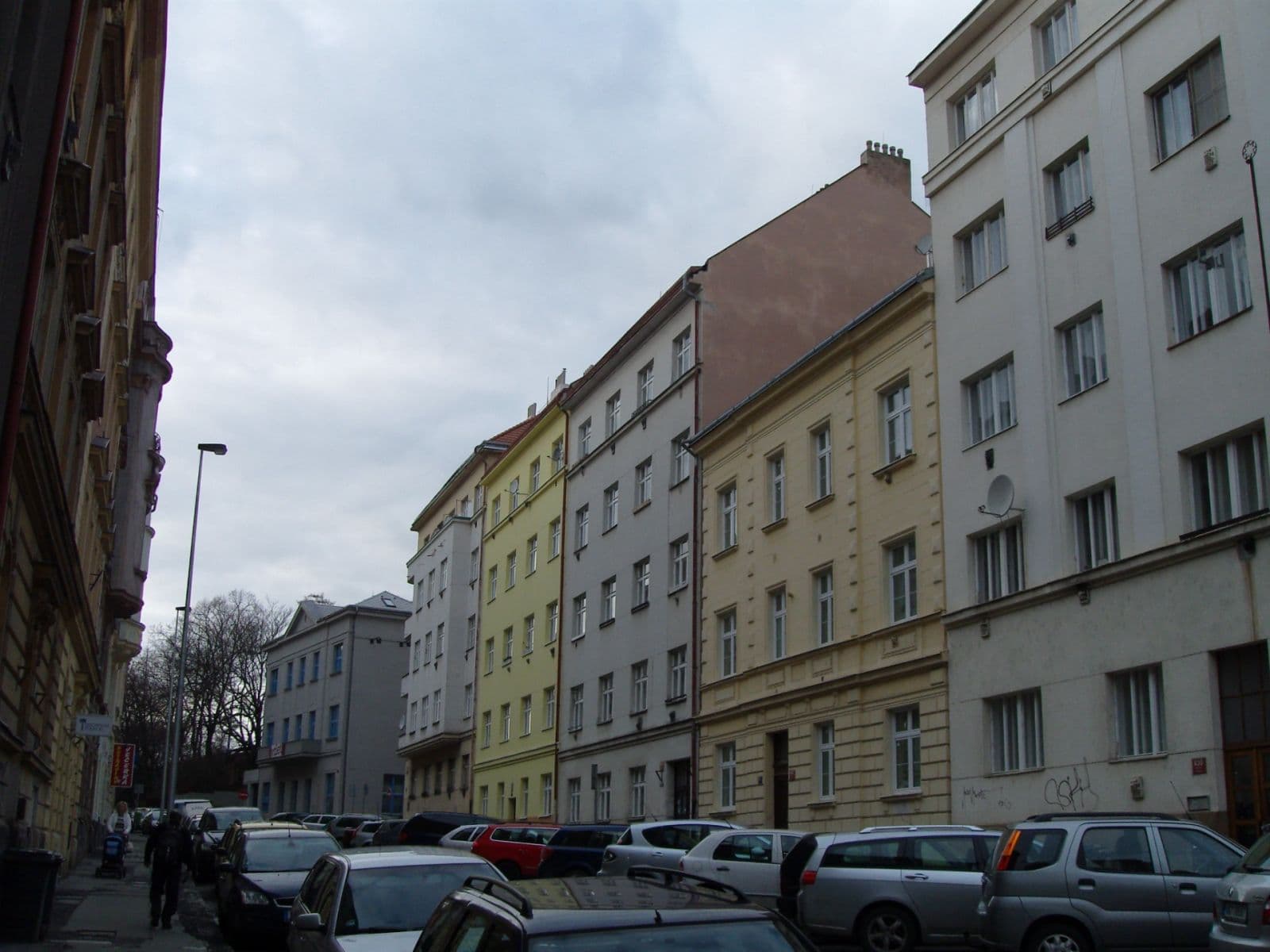 Prenájom bytu 2-izbový 45 m², Holandská, Praha, Praha Prenájom bytu 2-izbový 45 m², Holandská, Praha, Praha