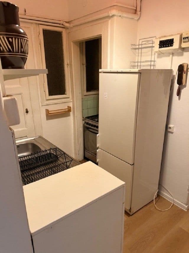 Prenájom bytu 2-izbový 45 m², Holandská, Praha, Praha Prenájom bytu 2-izbový 45 m², Holandská, Praha, Praha