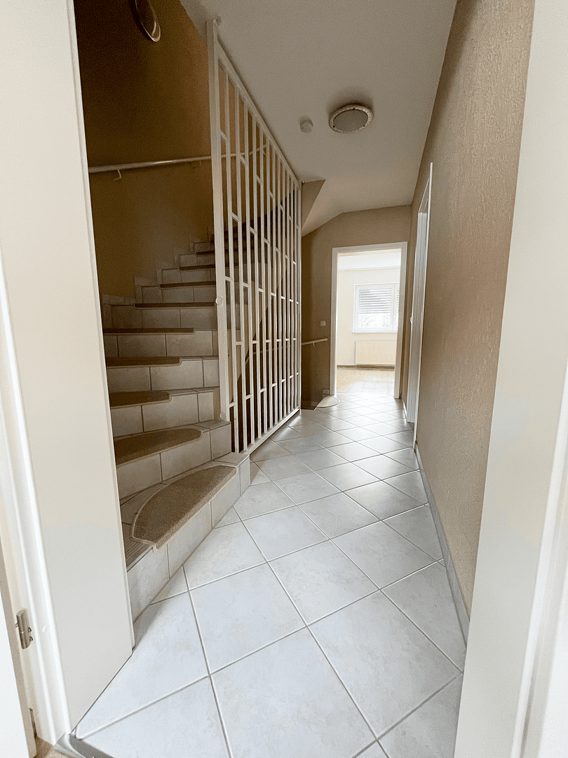 Predaj domu 116 m², pozemek 193 m², Neu-Anspach, Hesensko Predaj domu 116 m², pozemek 193 m², Neu-Anspach, Hesensko