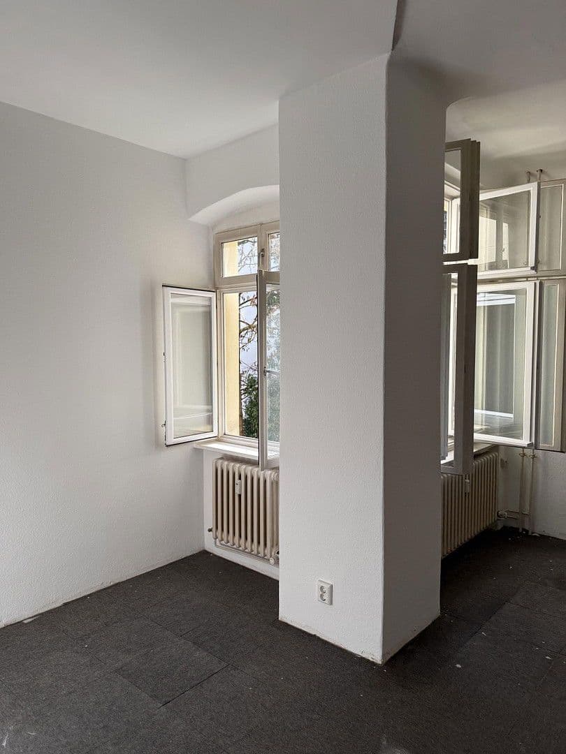 Predaj bytu 1-izbový 43 m², Berlin, Berlín Predaj bytu 1-izbový 43 m², Berlin, Berlín
