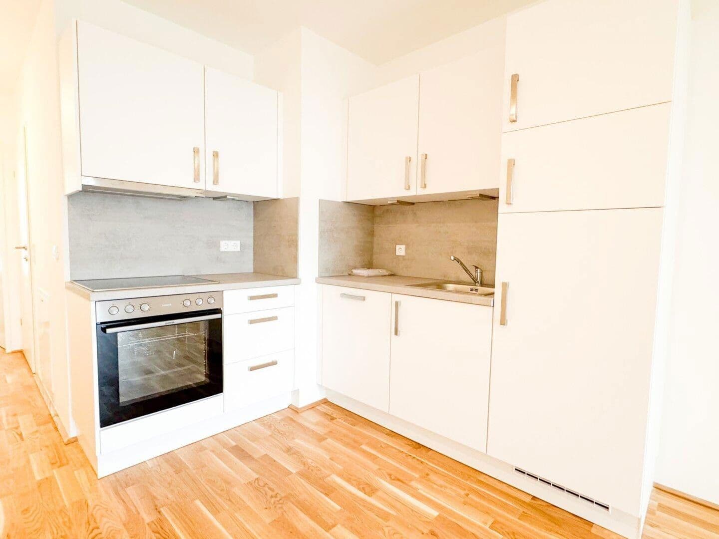 Prenájom bytu 3-izbový 60 m², Wien, Viedeň Prenájom bytu 3-izbový 60 m², Wien, Viedeň