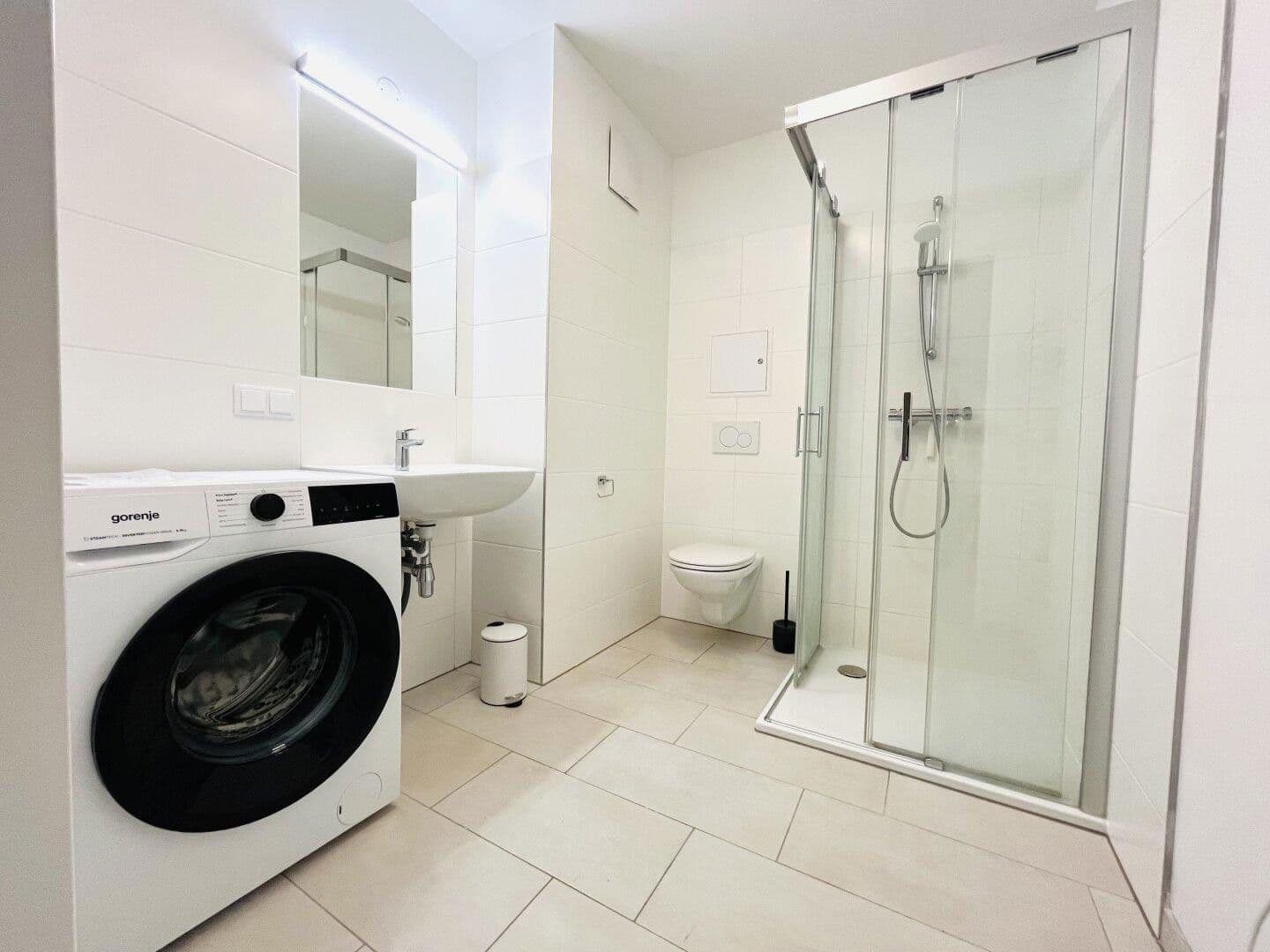 Prenájom bytu 3-izbový 60 m², Wien, Viedeň Prenájom bytu 3-izbový 60 m², Wien, Viedeň