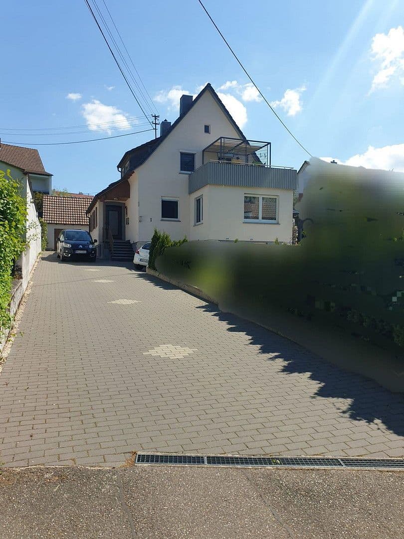 Predaj domu 155 m², pozemek 412 m², Brackenheim, Bádensko-Wurttembersko Predaj domu 155 m², pozemek 412 m², Brackenheim, Bádensko-Wurttembersko