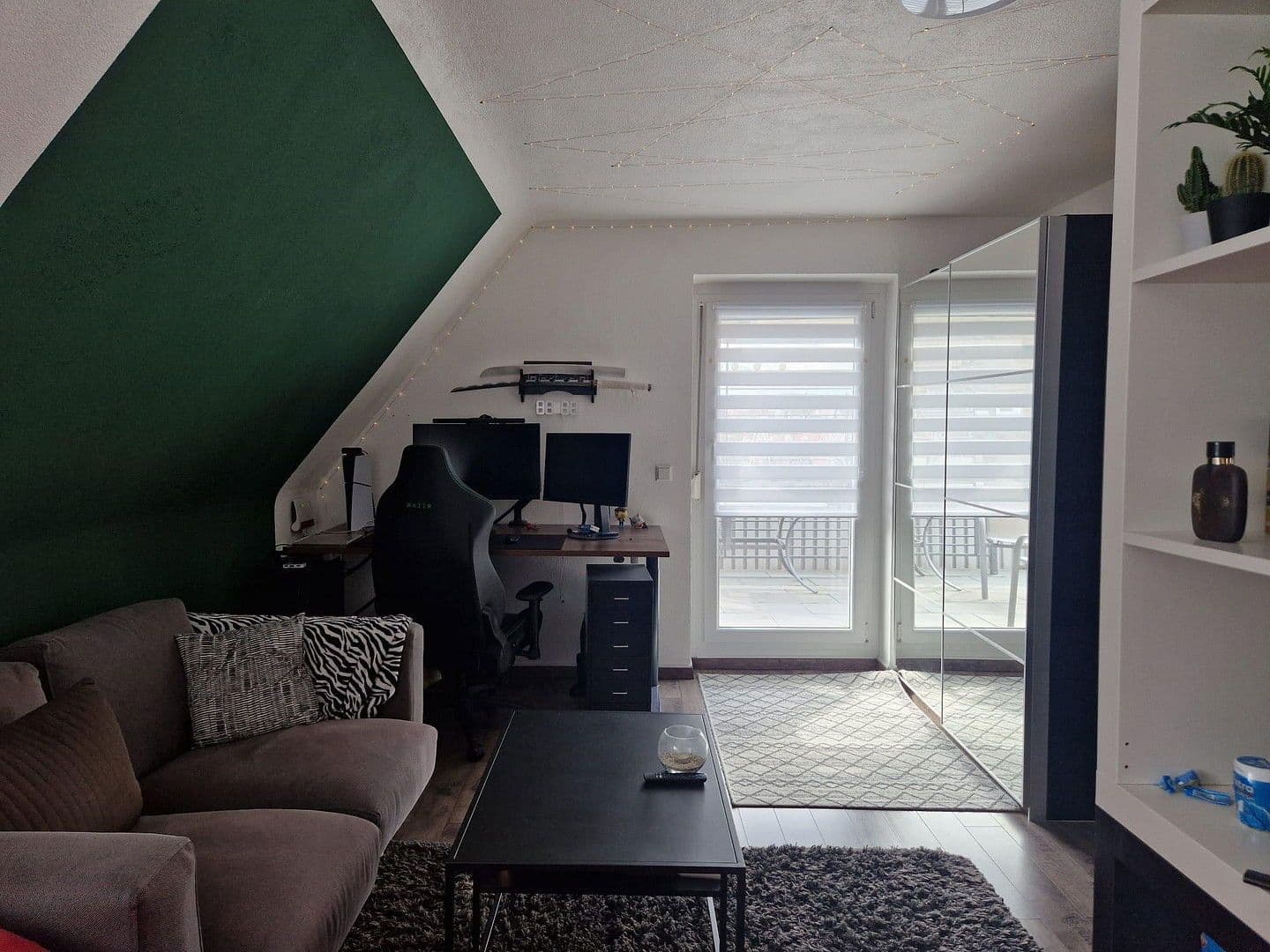 Predaj domu 155 m², pozemek 412 m², Brackenheim, Bádensko-Wurttembersko Predaj domu 155 m², pozemek 412 m², Brackenheim, Bádensko-Wurttembersko