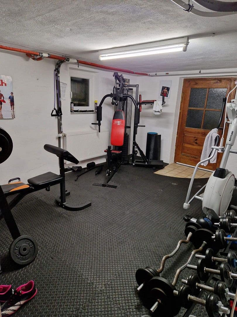 Predaj domu 155 m², pozemek 412 m², Brackenheim, Bádensko-Wurttembersko Predaj domu 155 m², pozemek 412 m², Brackenheim, Bádensko-Wurttembersko