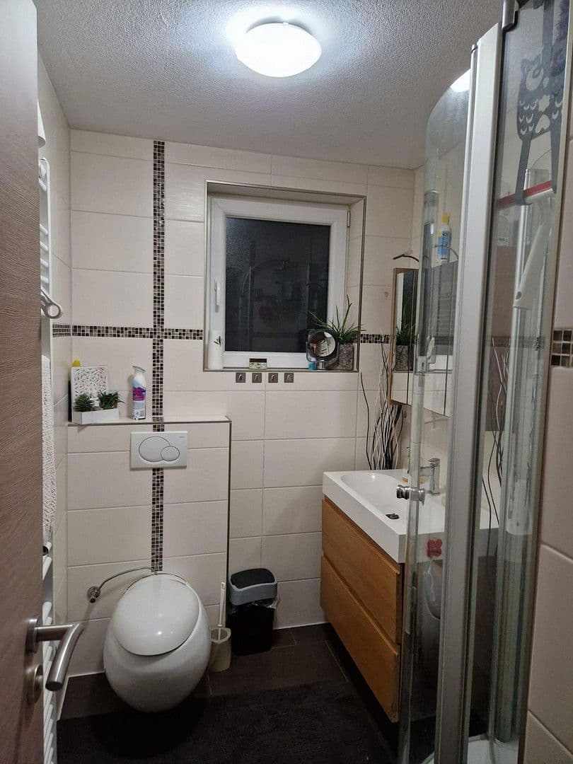 Predaj domu 155 m², pozemek 412 m², Brackenheim, Bádensko-Wurttembersko Predaj domu 155 m², pozemek 412 m², Brackenheim, Bádensko-Wurttembersko