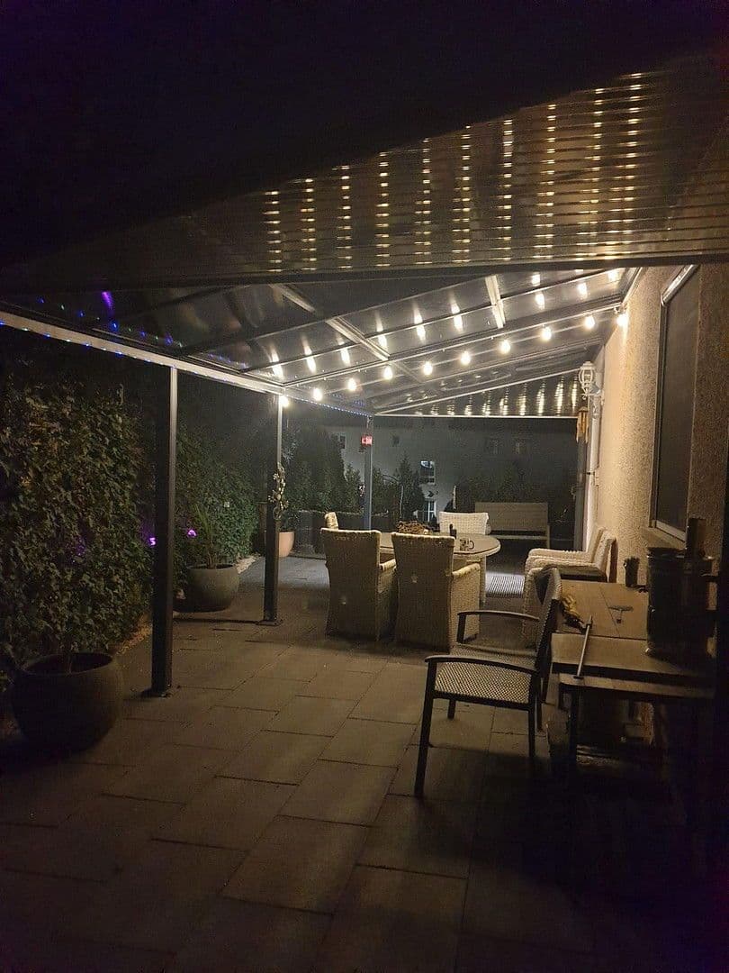 Predaj domu 155 m², pozemek 412 m², Brackenheim, Bádensko-Wurttembersko Predaj domu 155 m², pozemek 412 m², Brackenheim, Bádensko-Wurttembersko