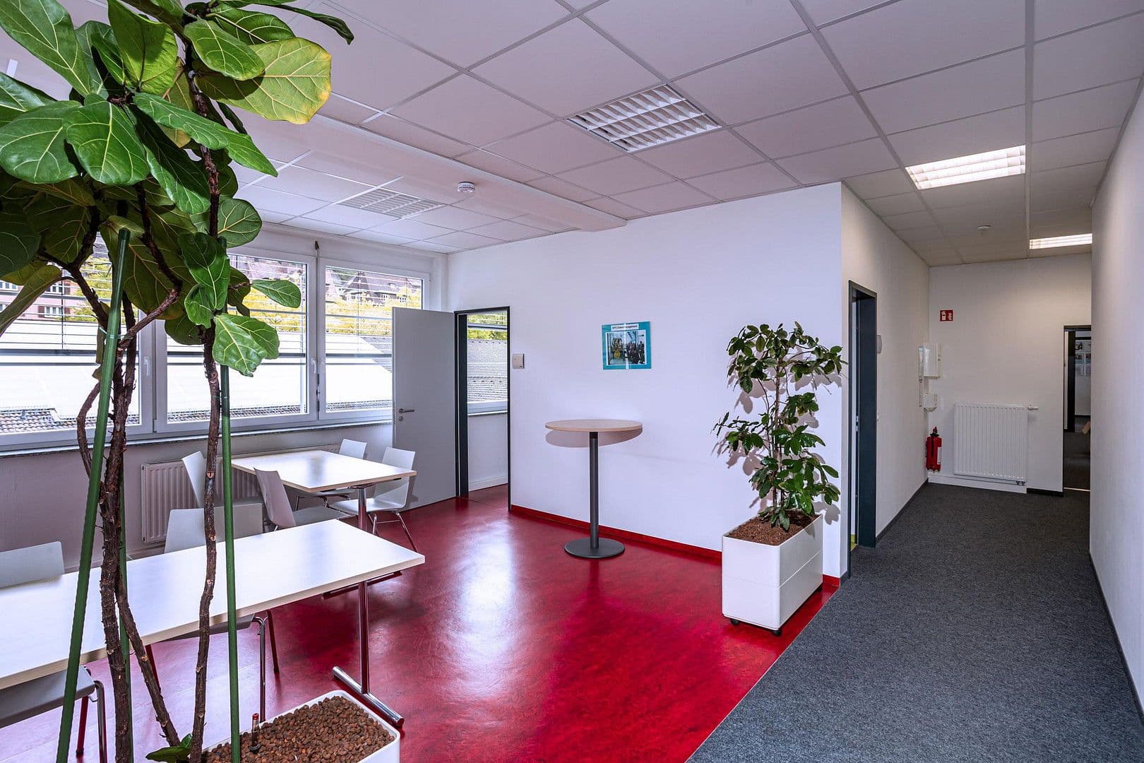 Prenájom nebytového priestoru 15.000 m², Schiltachstrasse, 28, Schramberg, Bádensko-Wurttembersko Prenájom nebytového priestoru 15.000 m², Schiltachstrasse, 28, Schramberg, Bádensko-Wurttembersko