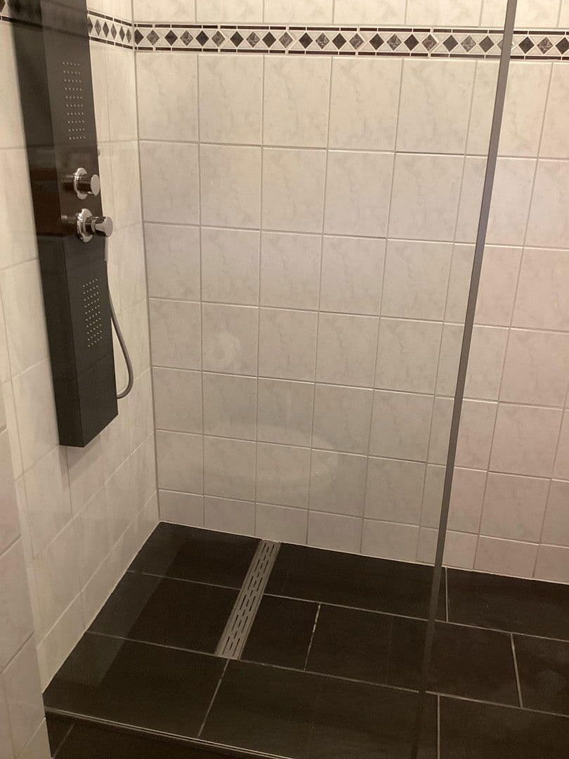 Predaj domu 130 m², pozemek 671 m², Heinkenborstel, Šlezvicko-Holštajnsko Predaj domu 130 m², pozemek 671 m², Heinkenborstel, Šlezvicko-Holštajnsko