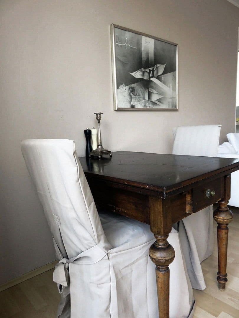 Prenájom bytu 2-izbový 65 m², München, Bavorsko Prenájom bytu 2-izbový 65 m², München, Bavorsko