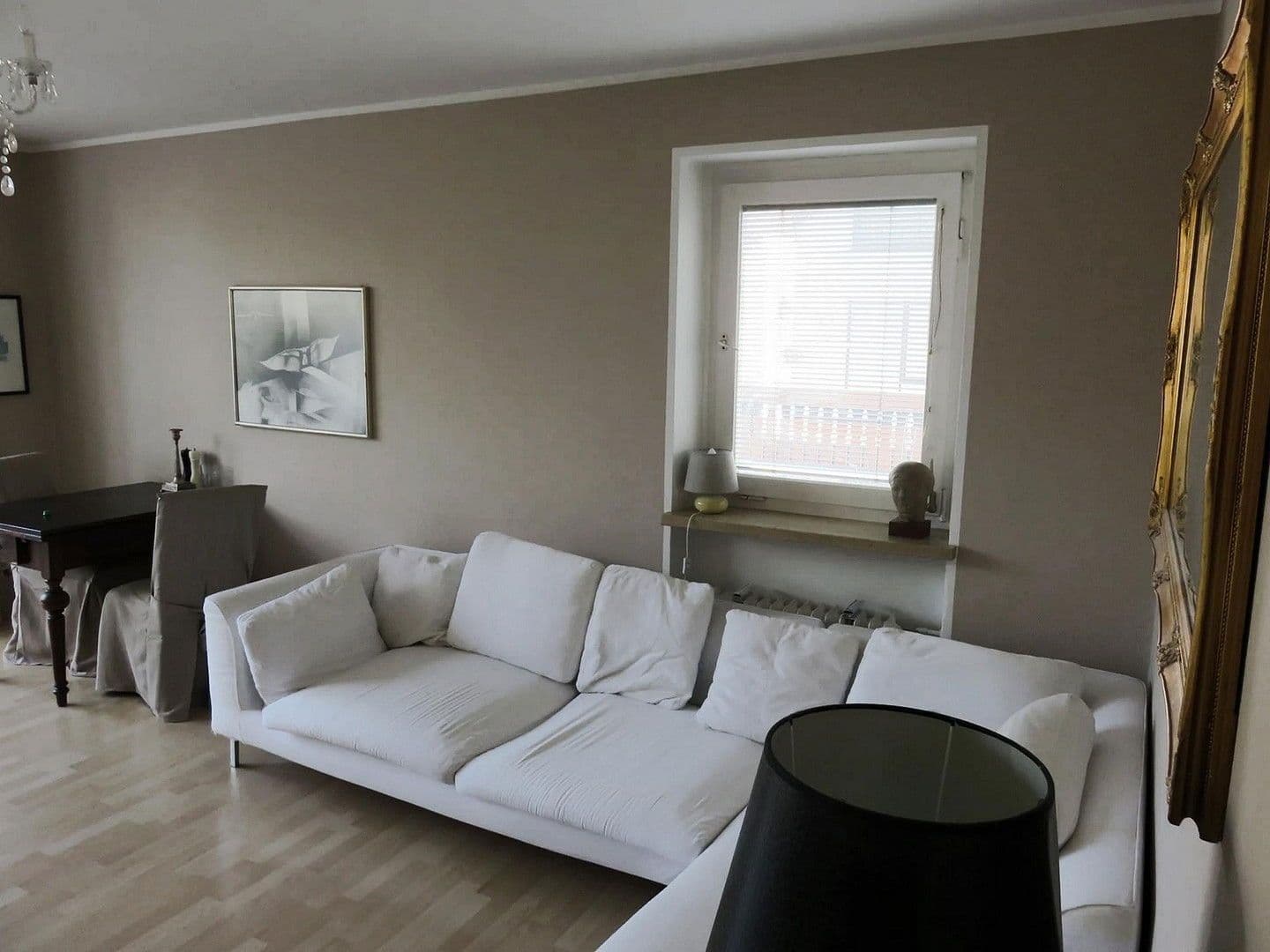 Prenájom bytu 2-izbový 65 m², München, Bavorsko Prenájom bytu 2-izbový 65 m², München, Bavorsko