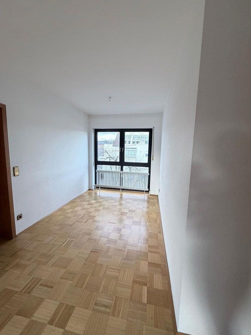 Prenájom bytu 2-izbový 85 m², Saalburgstraße 59, Bad Homburg vor der Höhe, Hesensko Prenájom bytu 2-izbový 85 m², Saalburgstraße 59, Bad Homburg vor der Höhe, Hesensko