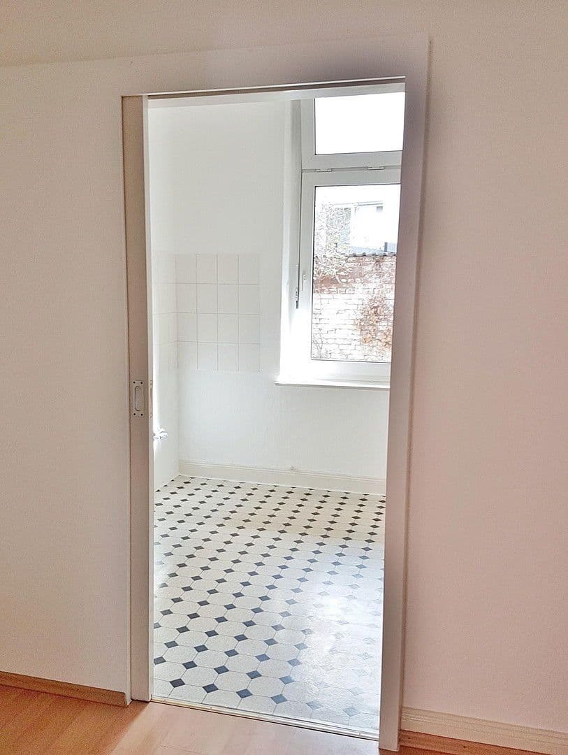 Prenájom bytu 3-izbový 90 m², Hildesheim, Dolné Sasko Prenájom bytu 3-izbový 90 m², Hildesheim, Dolné Sasko