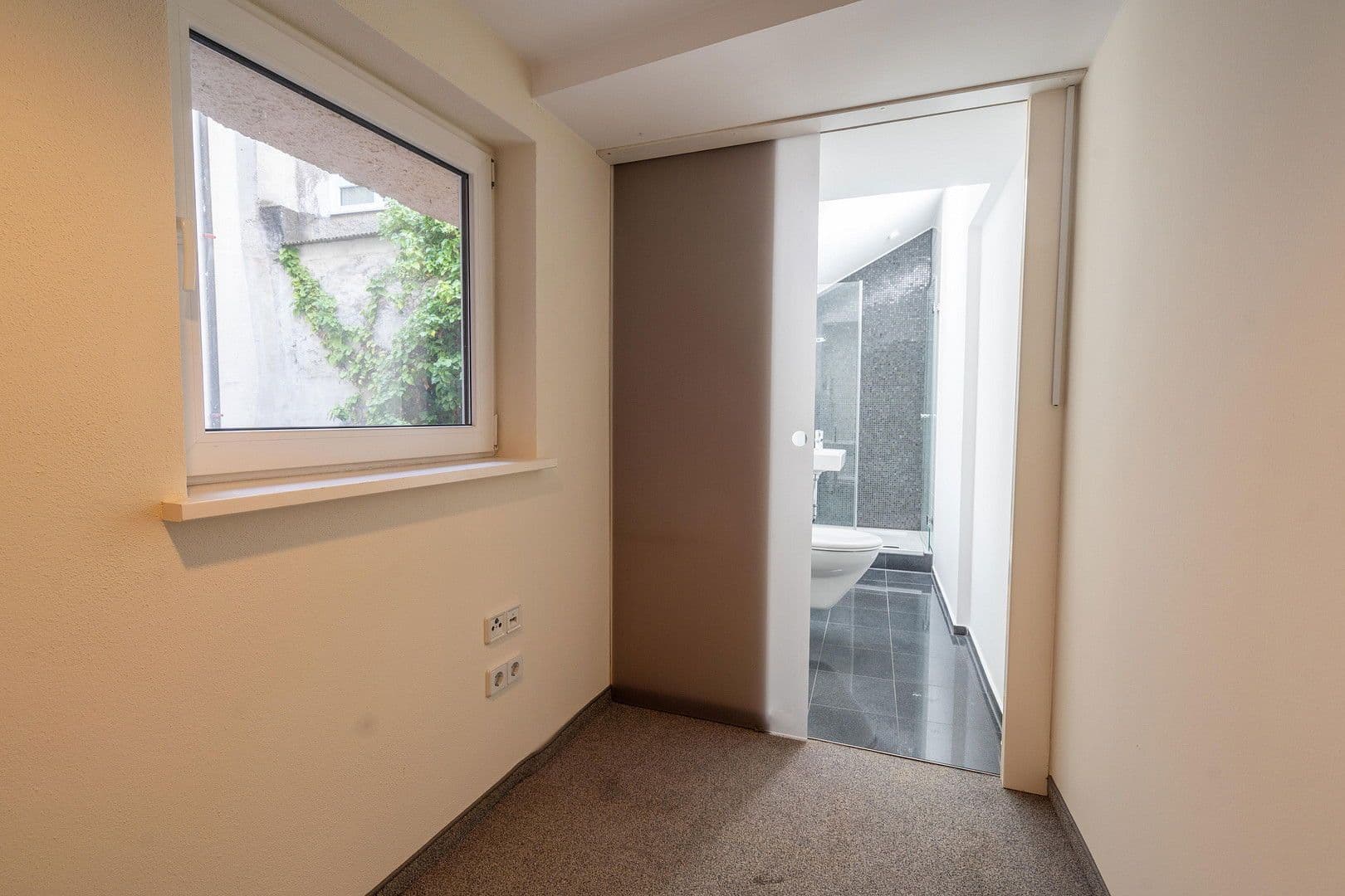 Prenájom bytu 3-izbový 125 m², Am Stadtberg 28, Dillingen an der Donau, Bavorsko Prenájom bytu 3-izbový 125 m², Am Stadtberg 28, Dillingen an der Donau, Bavorsko