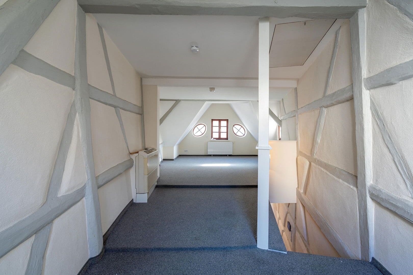 Prenájom bytu 3-izbový 125 m², Am Stadtberg 28, Dillingen an der Donau, Bavorsko Prenájom bytu 3-izbový 125 m², Am Stadtberg 28, Dillingen an der Donau, Bavorsko