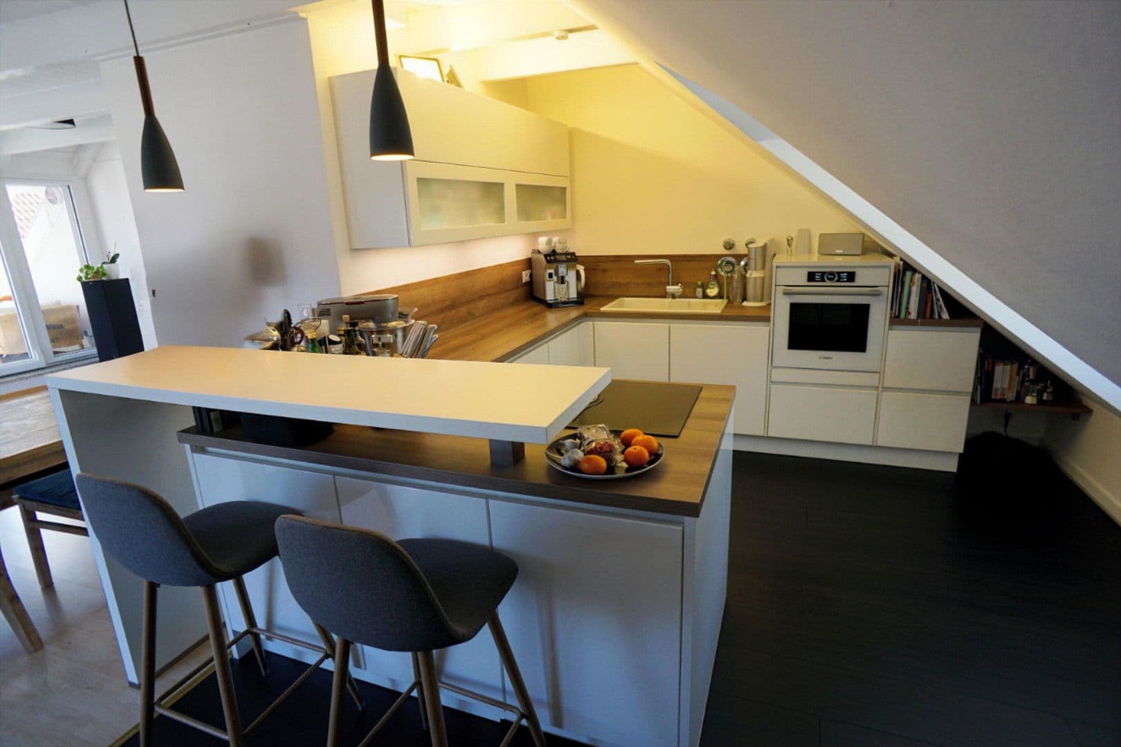 Prenájom bytu 2-izbový 81 m², Graf-Lehndorff-Straße 9, München, Bavorsko Prenájom bytu 2-izbový 81 m², Graf-Lehndorff-Straße 9, München, Bavorsko