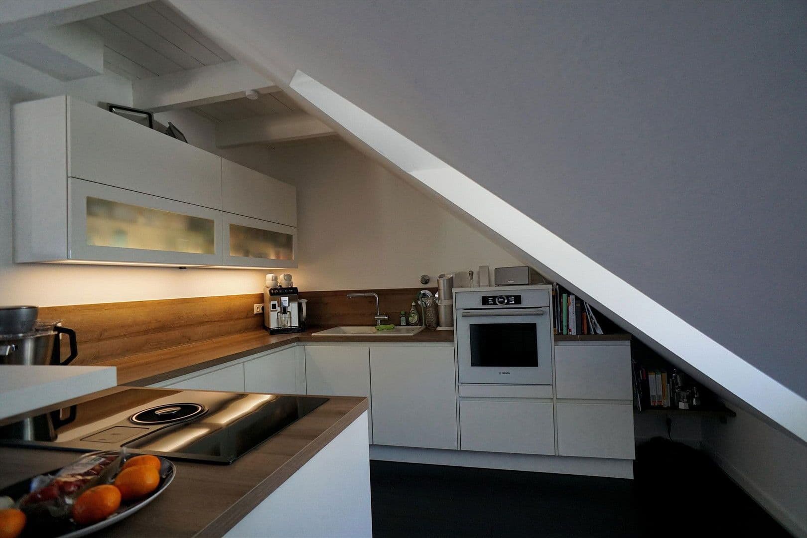 Prenájom bytu 2-izbový 81 m², Graf-Lehndorff-Straße 9, München, Bavorsko Prenájom bytu 2-izbový 81 m², Graf-Lehndorff-Straße 9, München, Bavorsko