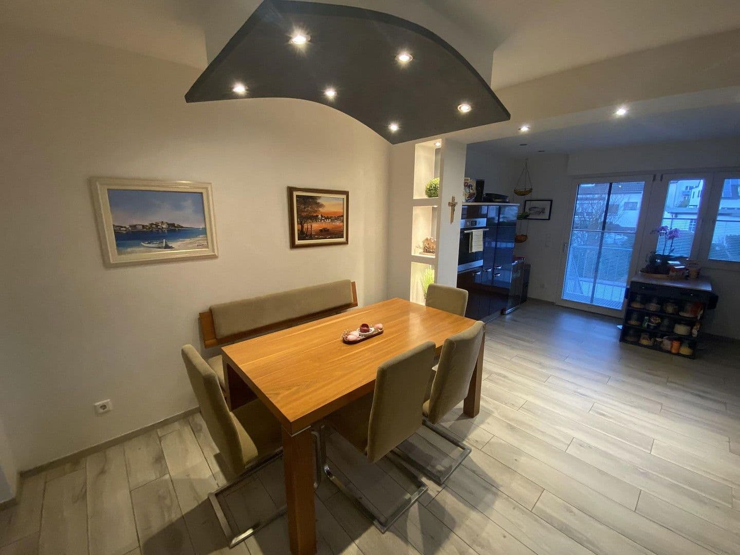 Predaj domu 120 m², pozemek 400 m², An der Schanzenbrücke 14, Duisburg, Severné Porýnie - Westfálsko Predaj domu 120 m², pozemek 400 m², An der Schanzenbrücke 14, Duisburg, Severné Porýnie - Westfálsko