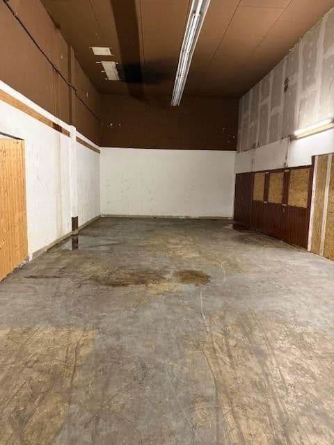 Prenájom nebytového priestoru 115 m², Friedhofstraße 14, Klingenberg am Main, Bavorsko Prenájom nebytového priestoru 115 m², Friedhofstraße 14, Klingenberg am Main, Bavorsko