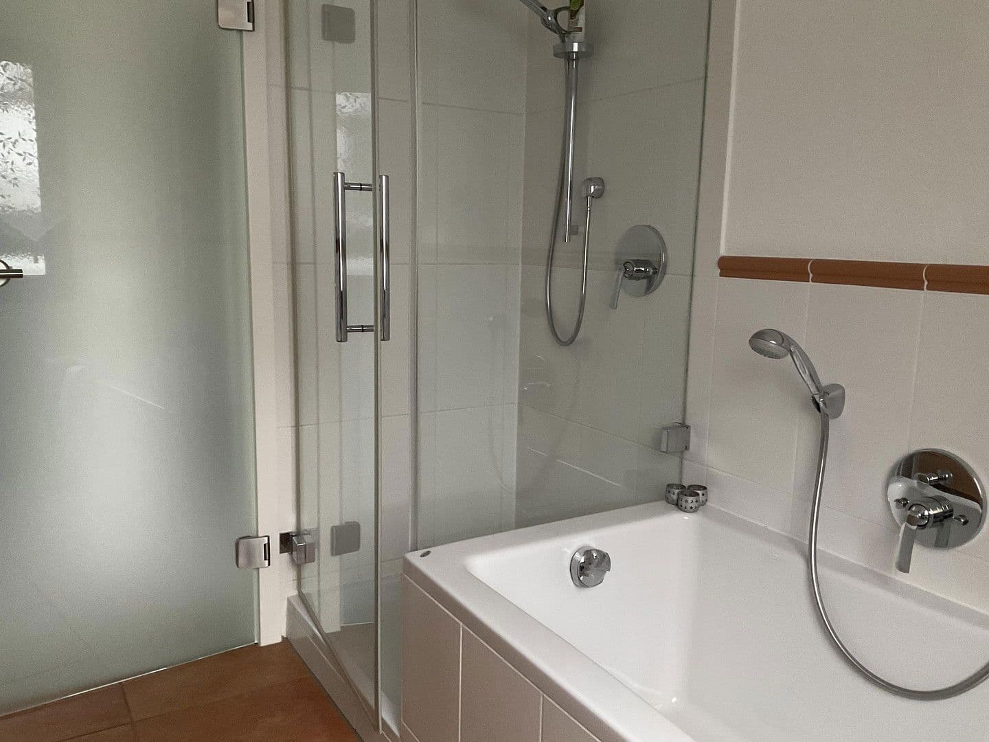 Predaj domu 180 m², pozemek 582 m², Polch, Porýnie-Falcko Predaj domu 180 m², pozemek 582 m², Polch, Porýnie-Falcko