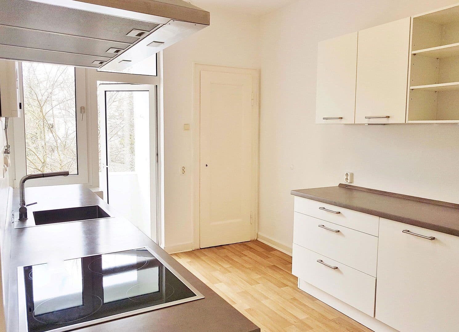 Prenájom bytu 5-izbový 147 m², Hildesheim, Dolné Sasko Prenájom bytu 5-izbový 147 m², Hildesheim, Dolné Sasko