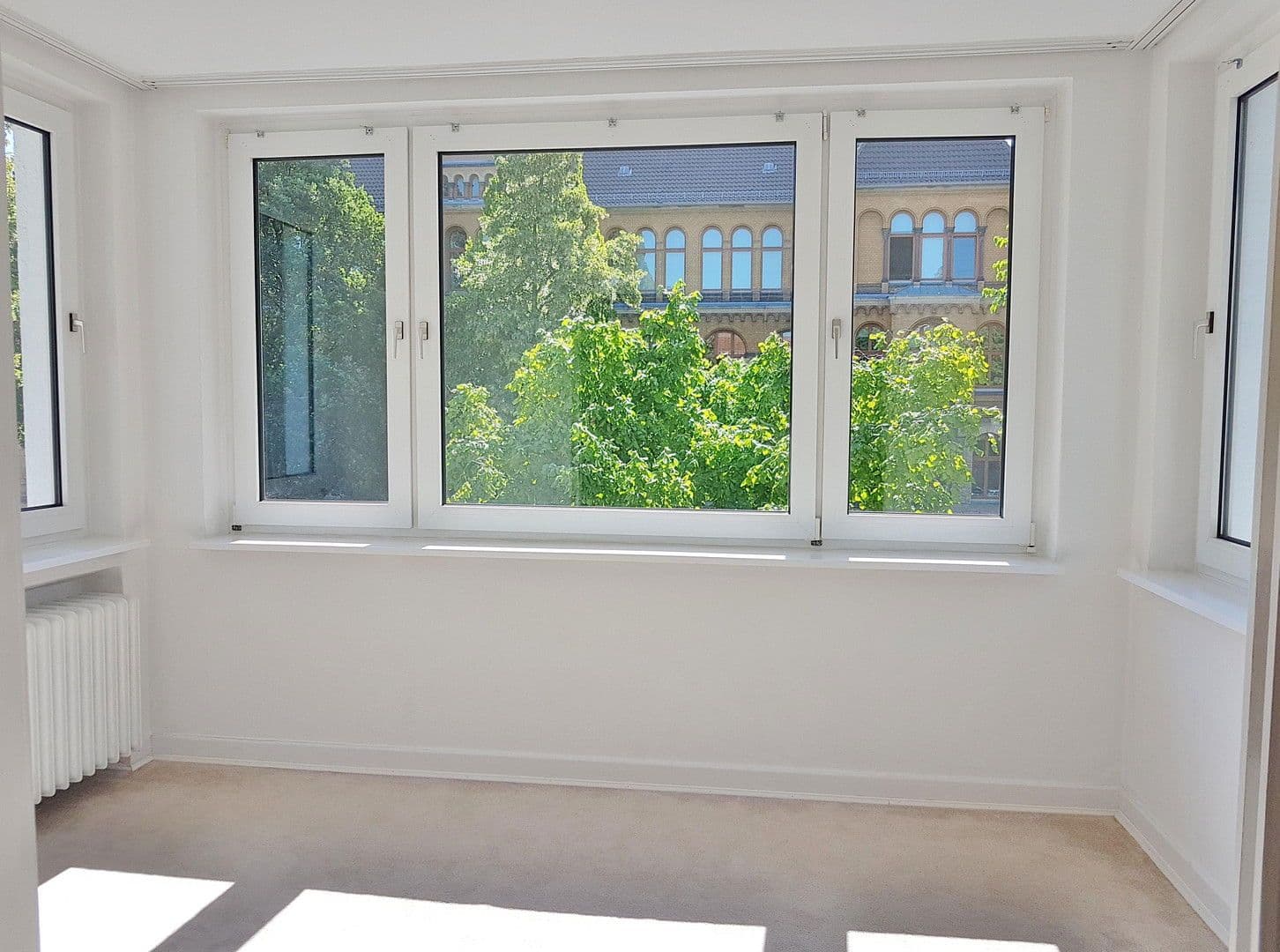 Prenájom bytu 5-izbový 147 m², Hildesheim, Dolné Sasko Prenájom bytu 5-izbový 147 m², Hildesheim, Dolné Sasko