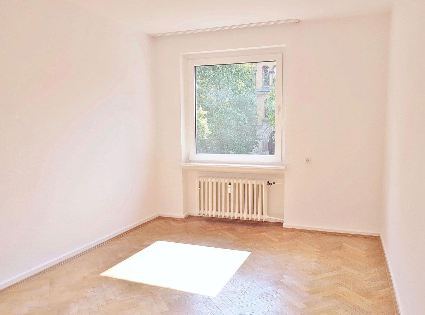 Prenájom bytu 5-izbový 147 m², Hildesheim, Dolné Sasko Prenájom bytu 5-izbový 147 m², Hildesheim, Dolné Sasko