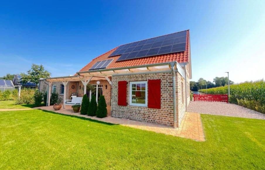 Predaj domu 160 m², pozemek 859 m², Dersum, Dolné Sasko Predaj domu 160 m², pozemek 859 m², Dersum, Dolné Sasko