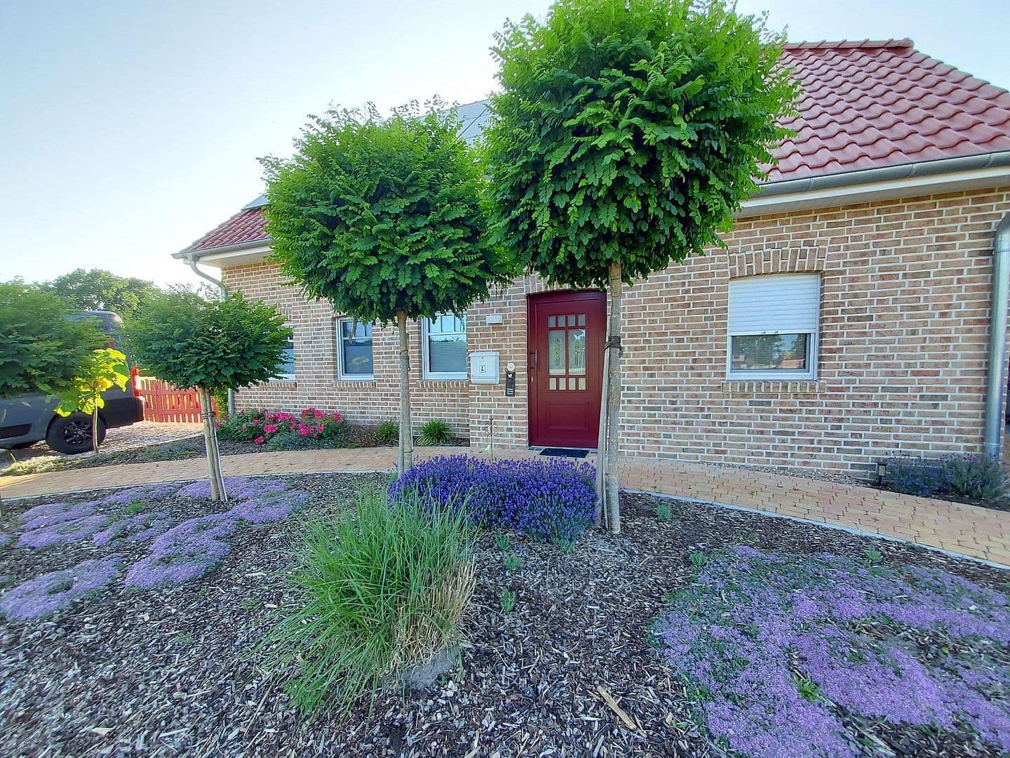 Predaj domu 160 m², pozemek 859 m², Dersum, Dolné Sasko Predaj domu 160 m², pozemek 859 m², Dersum, Dolné Sasko