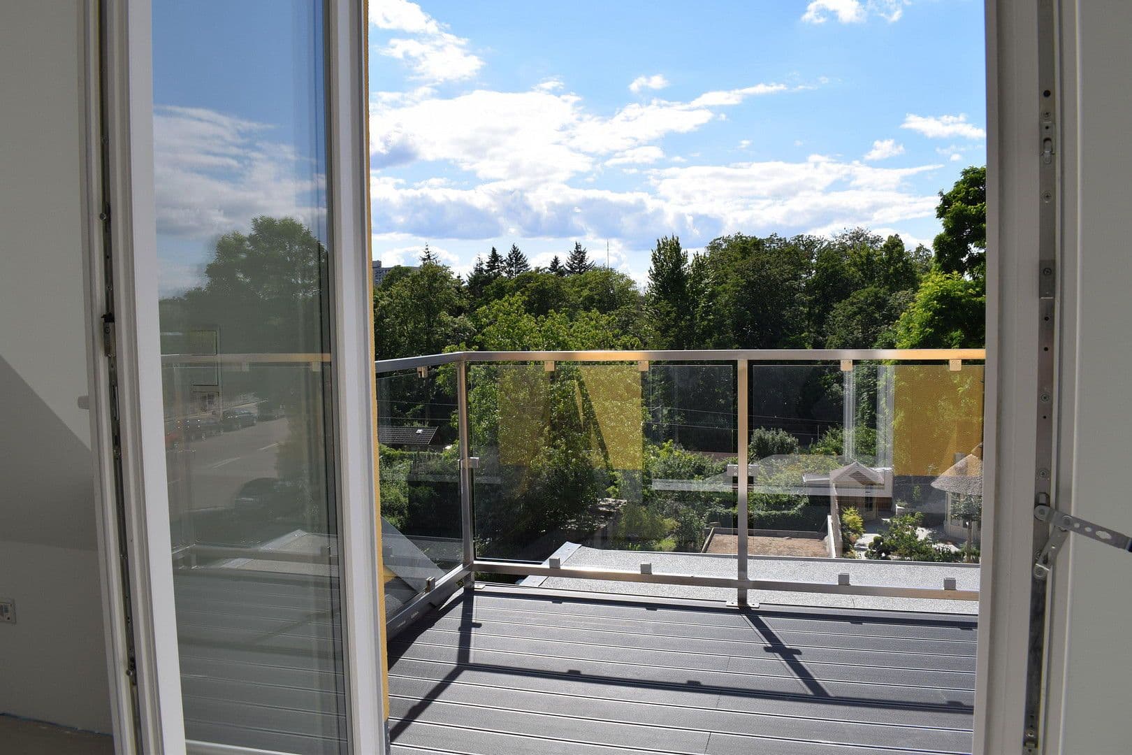 Predaj domu 175 m², pozemek 343 m², Berlin, Berlín Predaj domu 175 m², pozemek 343 m², Berlin, Berlín