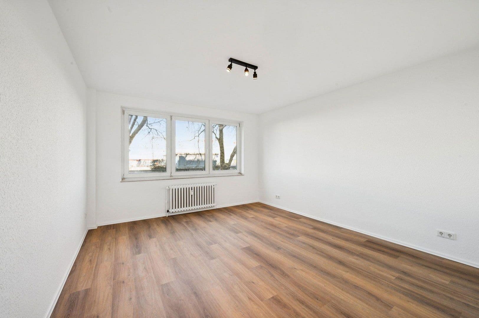 Predaj bytu 2-izbový 57 m², Düsseldorf, Severné Porýnie - Westfálsko Predaj bytu 2-izbový 57 m², Düsseldorf, Severné Porýnie - Westfálsko