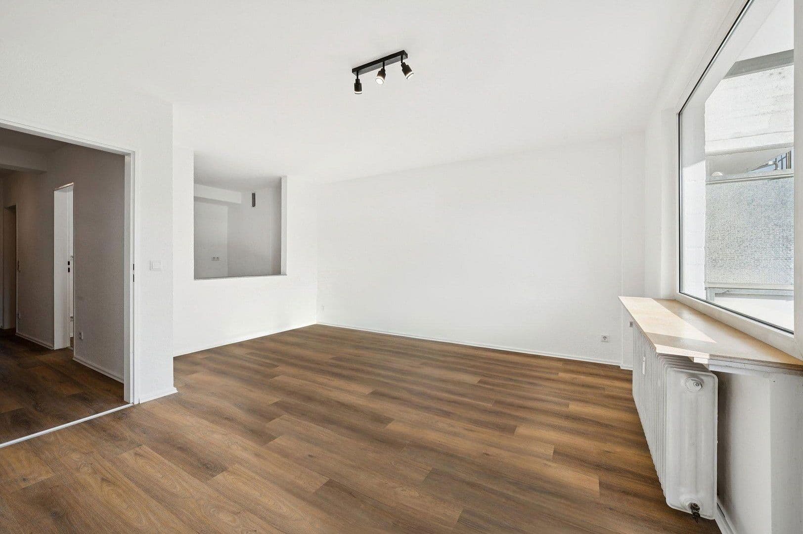 Predaj bytu 2-izbový 57 m², Düsseldorf, Severné Porýnie - Westfálsko Predaj bytu 2-izbový 57 m², Düsseldorf, Severné Porýnie - Westfálsko