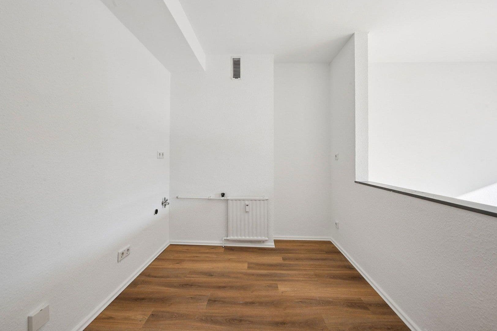 Predaj bytu 2-izbový 57 m², Düsseldorf, Severné Porýnie - Westfálsko Predaj bytu 2-izbový 57 m², Düsseldorf, Severné Porýnie - Westfálsko