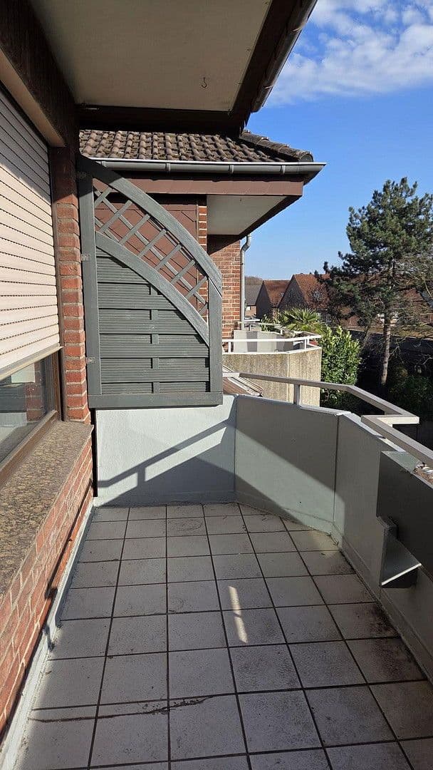 Prenájom bytu 3-izbový 74 m², Kurfürstenstraße 12, Duisburg, Severné Porýnie - Westfálsko Prenájom bytu 3-izbový 74 m², Kurfürstenstraße 12, Duisburg, Severné Porýnie - Westfálsko