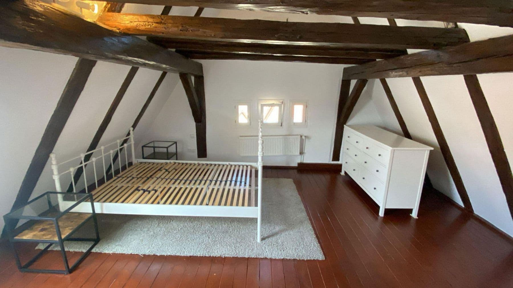 Prenájom bytu 2-izbový 60 m², Rathhausstr., Weissach, Bádensko-Wurttembersko Prenájom bytu 2-izbový 60 m², Rathhausstr., Weissach, Bádensko-Wurttembersko