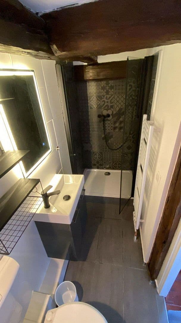 Prenájom bytu 2-izbový 60 m², Rathhausstr., Weissach, Bádensko-Wurttembersko Prenájom bytu 2-izbový 60 m², Rathhausstr., Weissach, Bádensko-Wurttembersko