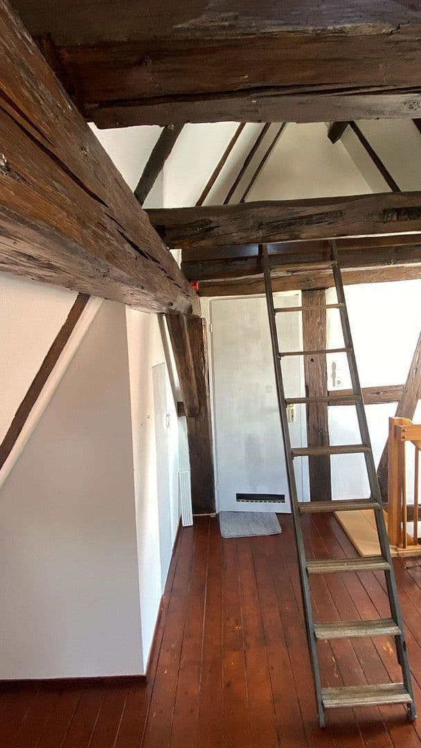 Prenájom bytu 2-izbový 60 m², Rathhausstr., Weissach, Bádensko-Wurttembersko Prenájom bytu 2-izbový 60 m², Rathhausstr., Weissach, Bádensko-Wurttembersko