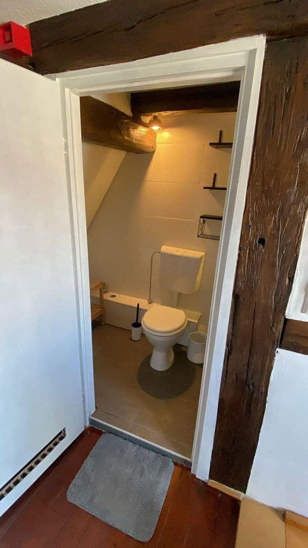 Prenájom bytu 2-izbový 60 m², Rathhausstr., Weissach, Bádensko-Wurttembersko Prenájom bytu 2-izbový 60 m², Rathhausstr., Weissach, Bádensko-Wurttembersko