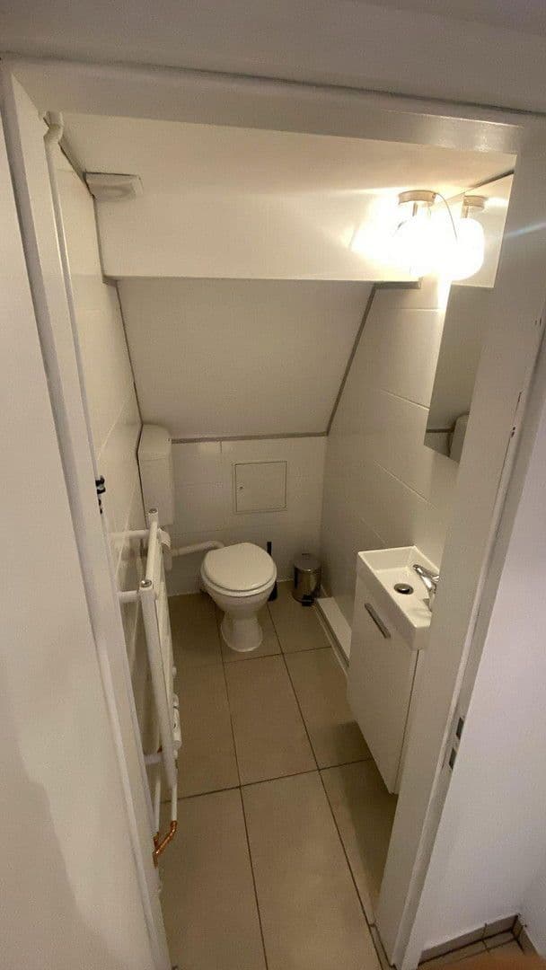 Prenájom bytu 2-izbový 60 m², Rathhausstr., Weissach, Bádensko-Wurttembersko Prenájom bytu 2-izbový 60 m², Rathhausstr., Weissach, Bádensko-Wurttembersko