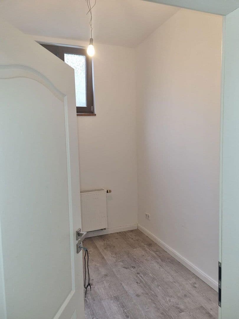 Prenájom bytu 2-izbový 46 m², Wuppertal, Severné Porýnie - Westfálsko Prenájom bytu 2-izbový 46 m², Wuppertal, Severné Porýnie - Westfálsko