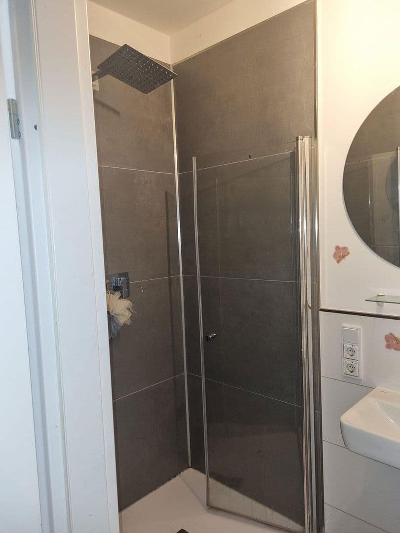 Prenájom bytu 2-izbový 46 m², Wuppertal, Severné Porýnie - Westfálsko Prenájom bytu 2-izbový 46 m², Wuppertal, Severné Porýnie - Westfálsko