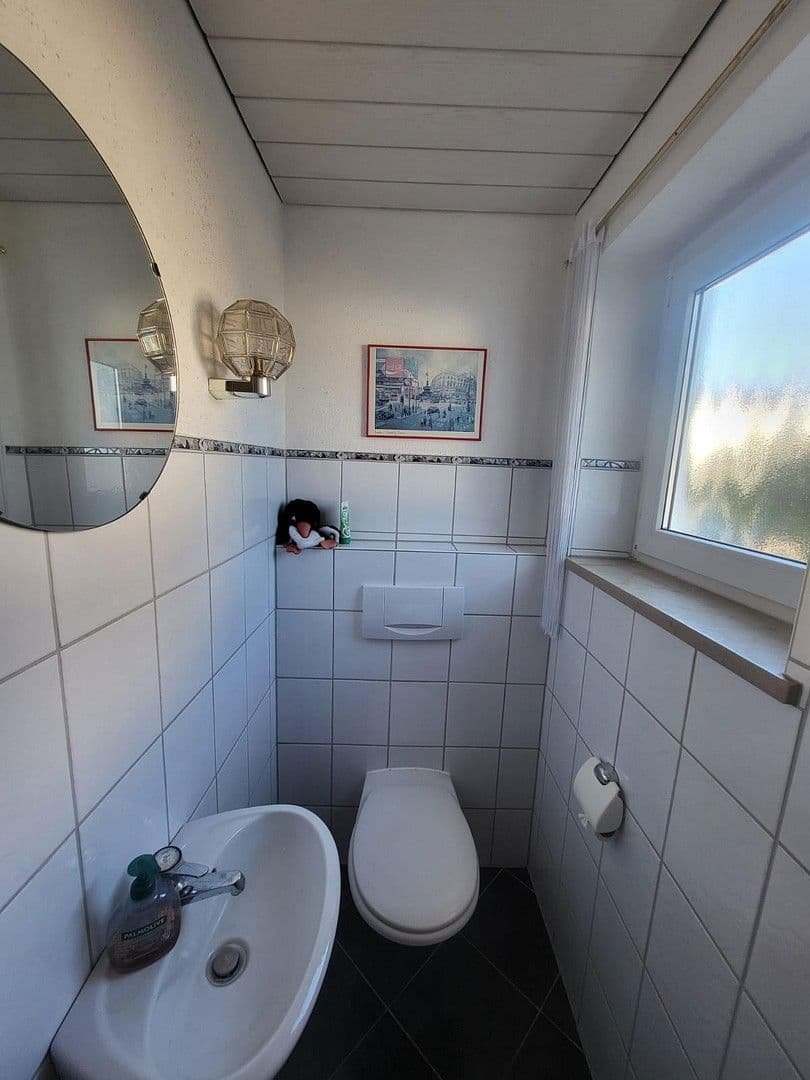 Prenájom domu 109 m², pozemek 293 m², Hermann-Löns-Straße 15, Mering, Bavorsko Prenájom domu 109 m², pozemek 293 m², Hermann-Löns-Straße 15, Mering, Bavorsko