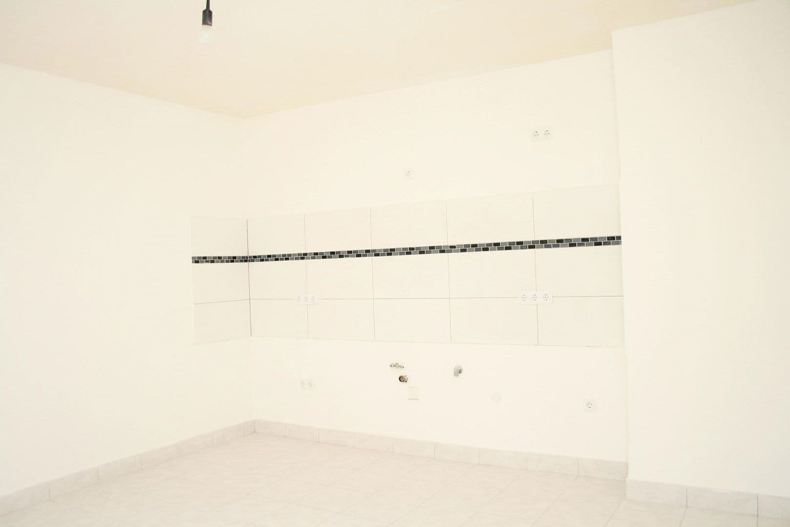 Prenájom bytu 2-izbový 68 m², Linz am Rhein, Porýnie-Falcko Prenájom bytu 2-izbový 68 m², Linz am Rhein, Porýnie-Falcko