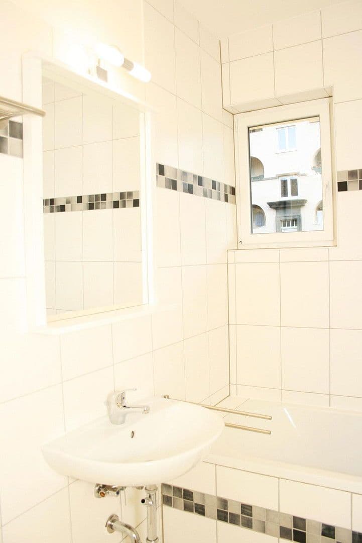 Prenájom bytu 2-izbový 68 m², Linz am Rhein, Porýnie-Falcko Prenájom bytu 2-izbový 68 m², Linz am Rhein, Porýnie-Falcko