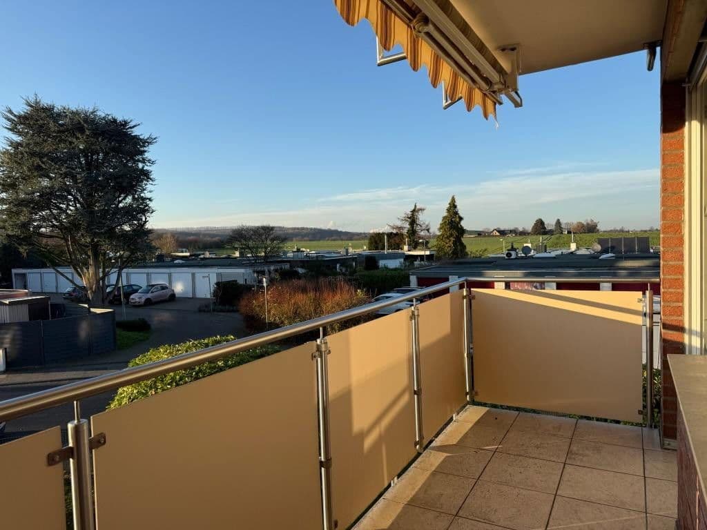 Prenájom bytu 3-izbový 123 m², Frechen, Severné Porýnie - Westfálsko Prenájom bytu 3-izbový 123 m², Frechen, Severné Porýnie - Westfálsko