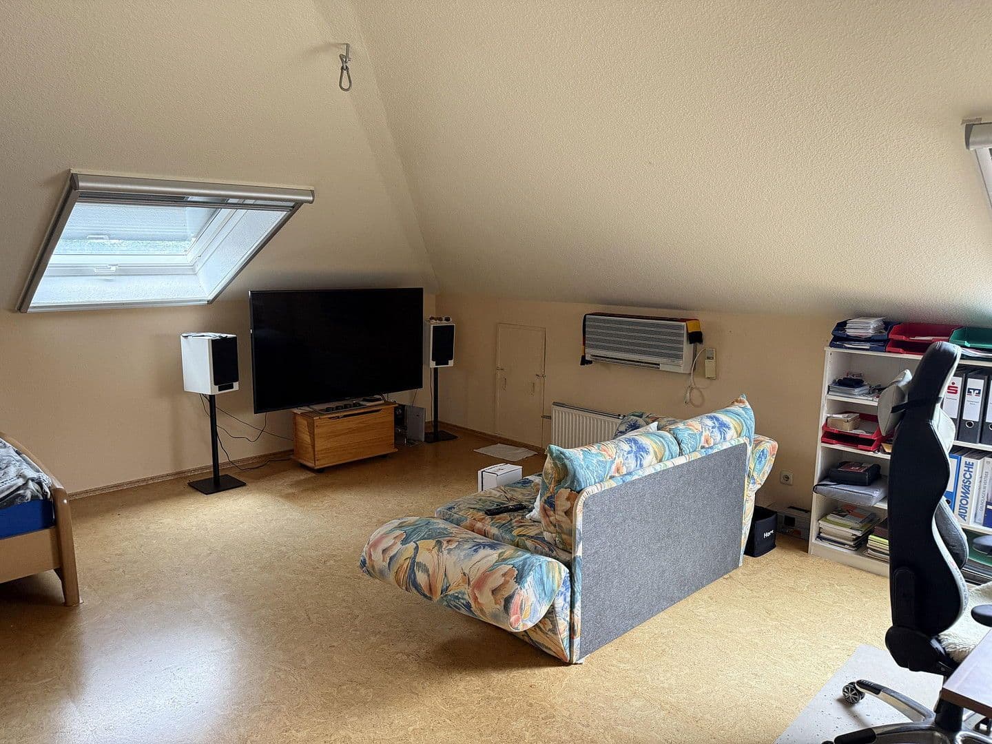 Predaj domu 240 m², pozemek 992 m², Weyerbusch, Porýnie-Falcko Predaj domu 240 m², pozemek 992 m², Weyerbusch, Porýnie-Falcko