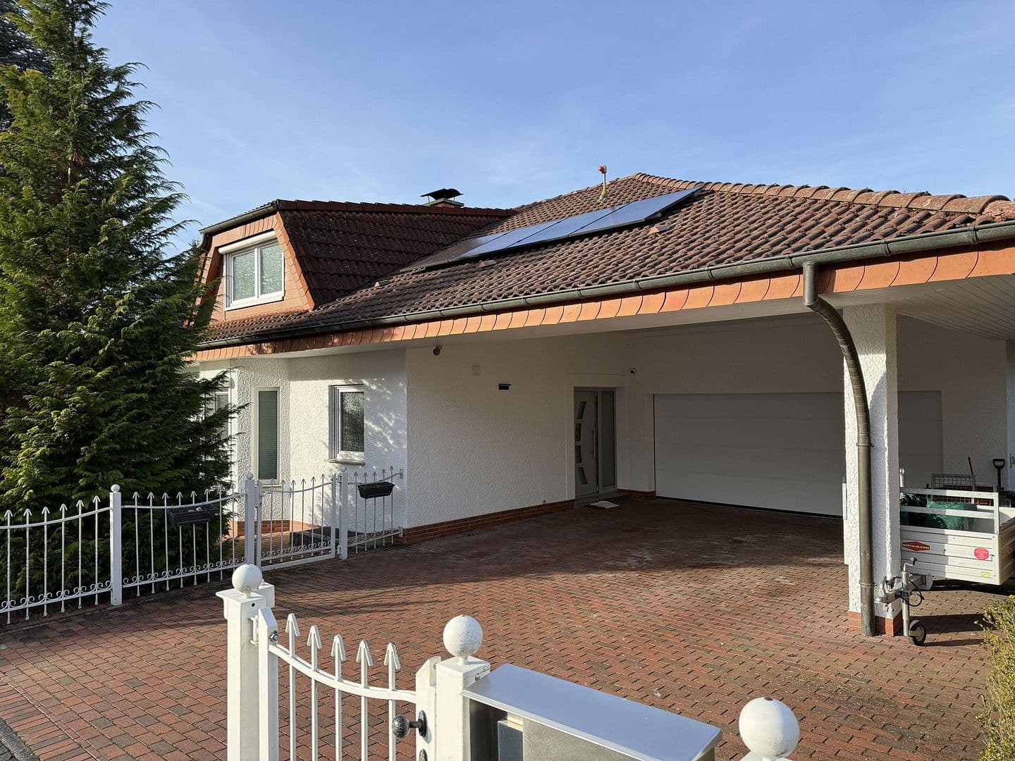 Predaj domu 240 m², pozemek 992 m², Weyerbusch, Porýnie-Falcko Predaj domu 240 m², pozemek 992 m², Weyerbusch, Porýnie-Falcko