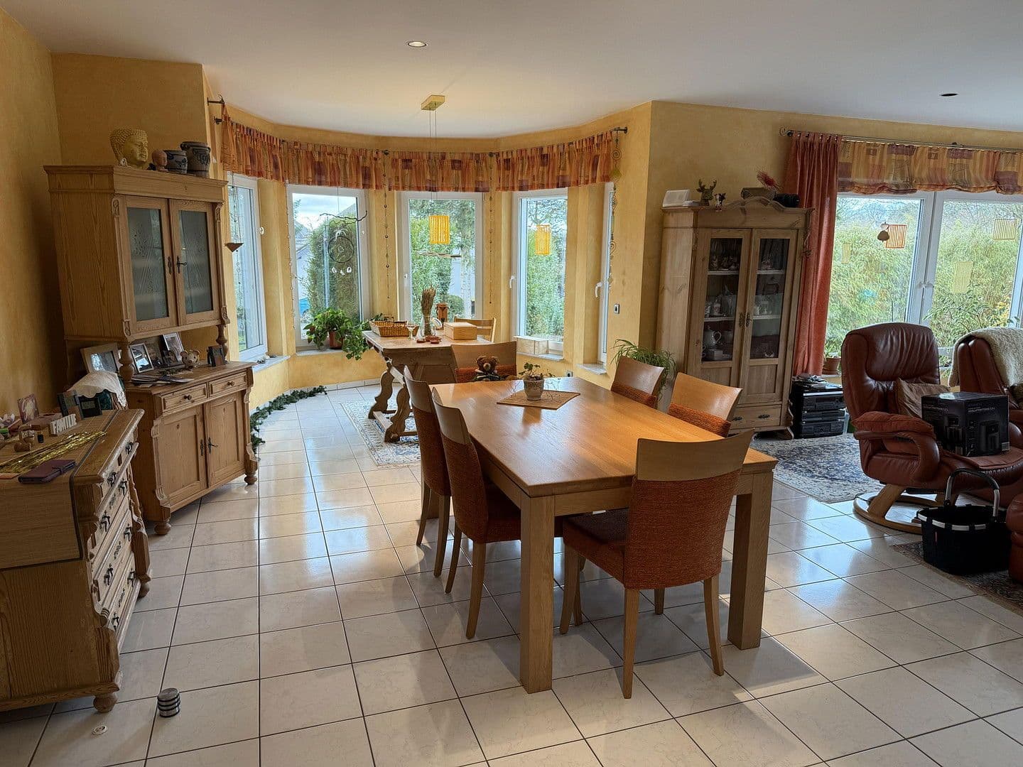 Predaj domu 240 m², pozemek 992 m², Weyerbusch, Porýnie-Falcko Predaj domu 240 m², pozemek 992 m², Weyerbusch, Porýnie-Falcko