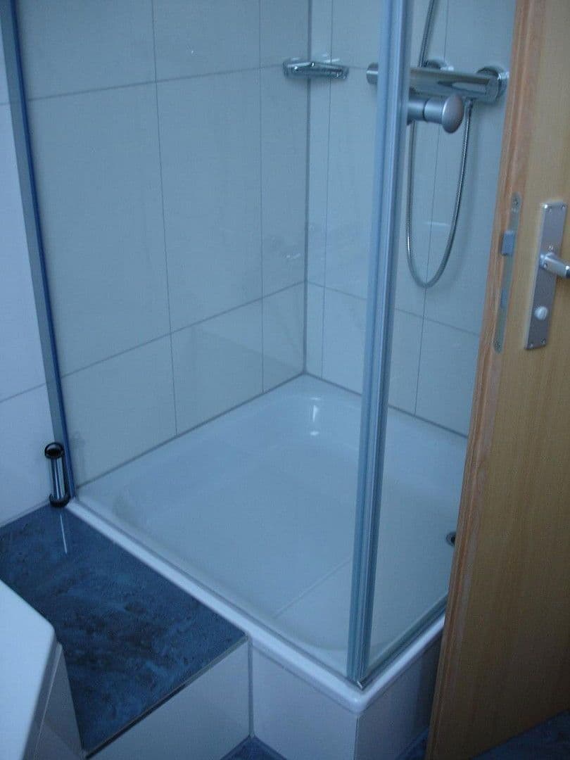 Prenájom bytu 5-izbový 112 m², Lorch, Bádensko-Wurttembersko Prenájom bytu 5-izbový 112 m², Lorch, Bádensko-Wurttembersko