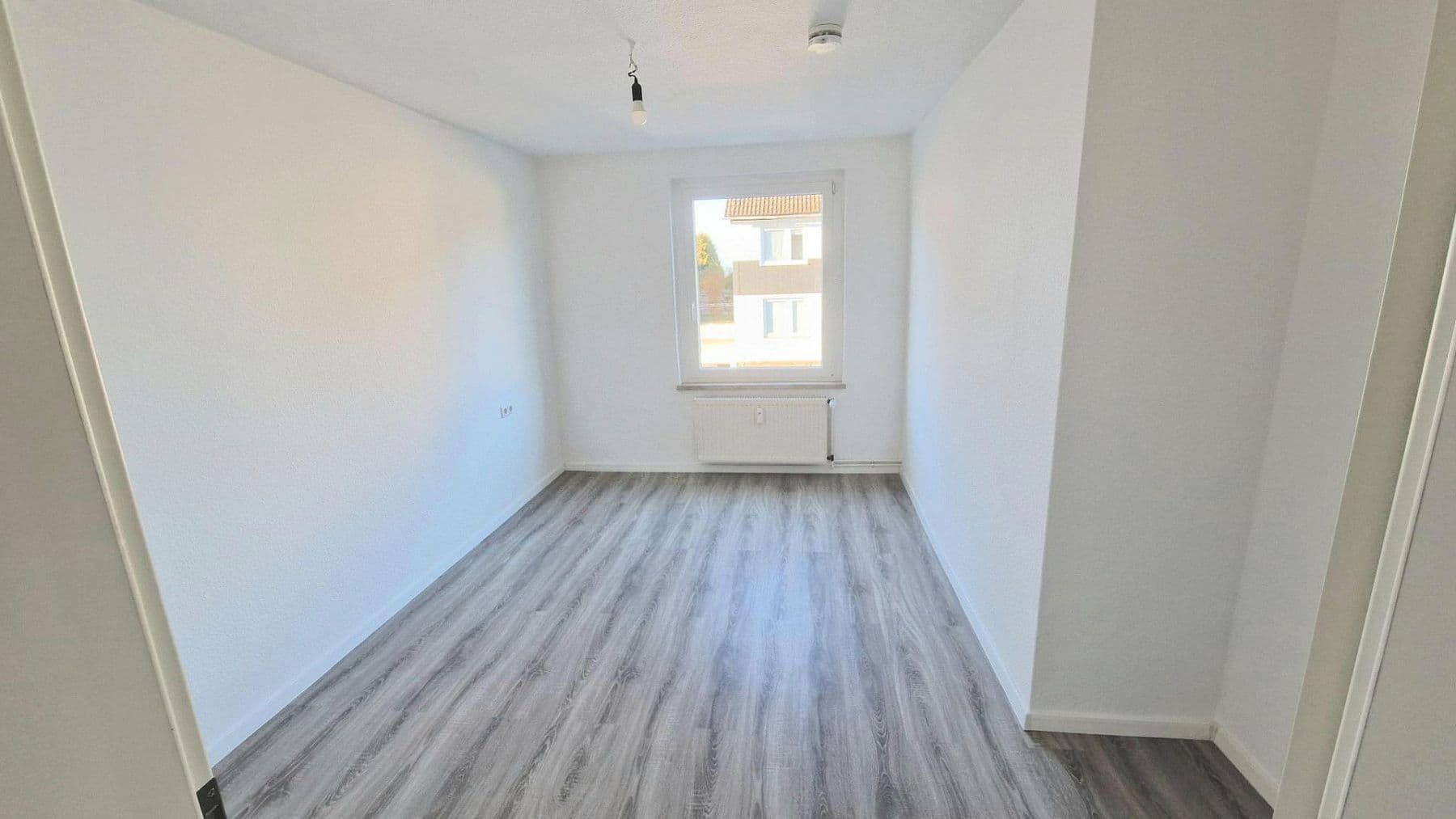 Prenájom bytu 2-izbový 63 m², Deensen, Dolné Sasko Prenájom bytu 2-izbový 63 m², Deensen, Dolné Sasko